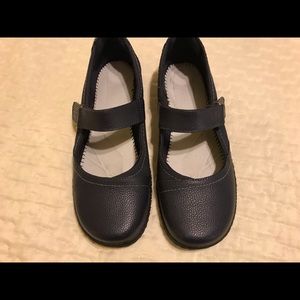 Vionic Orthaheel Sara MaryJane Flat